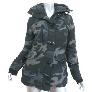 Canada Goose Rideau Goose Down Parka in black camo